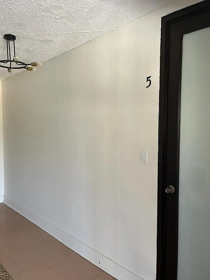 홈스테이 산후안 Pr1654-5 Private Rm W Keypad Qn Bed Balcony Easyparking 아파트 푸에르토리코